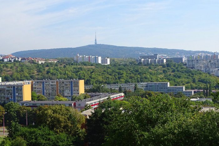 Ilustračný obrázok k článku V Karlovej Vsi je o jedného kandidáta na starostu menej