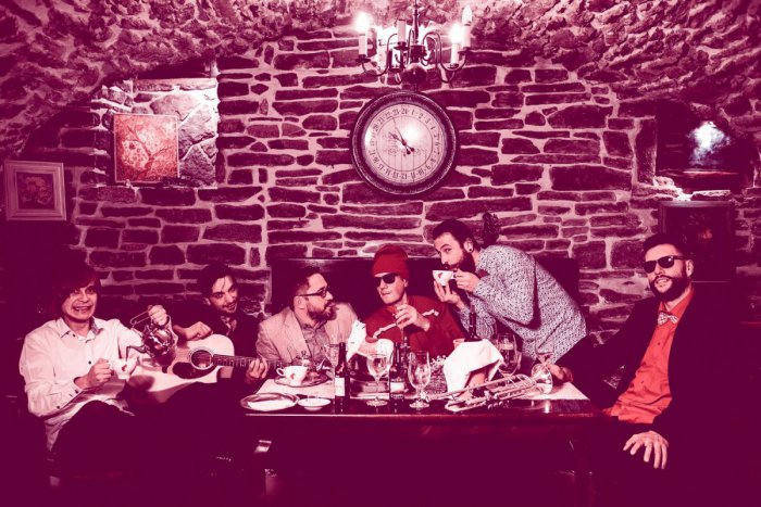 Ilustračný obrázok k článku Smola a Hrušky chystá česko-slovenskú kompiláciu: Prvý singel je už na svete