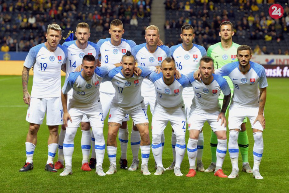 Ilustračný obrázok k článku Futbalisti s kvalitným Švédskom remizovali: Výkon venovali Jánovi Kozákovi, VIDEO