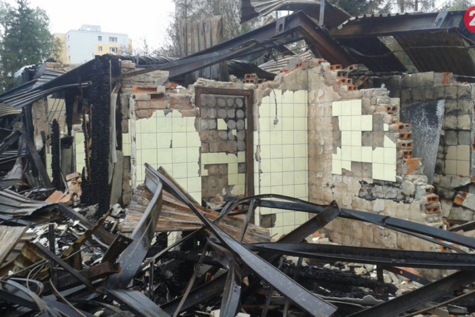 Ilustračný obrázok k článku Dobrá správa, zhorenisko na SNP čoskoro odstránia: Prečo to trvalo až pol roka?