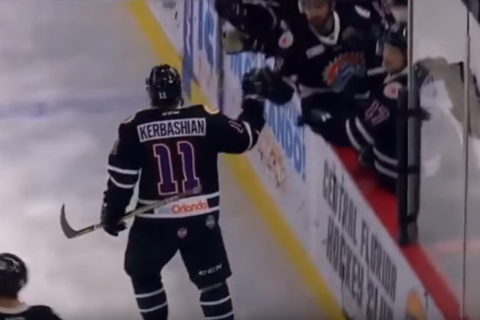 Ilustračný obrázok k článku Nová tvár v HK Nitra: Klub získal kanadského centra Kerbashiana (28)