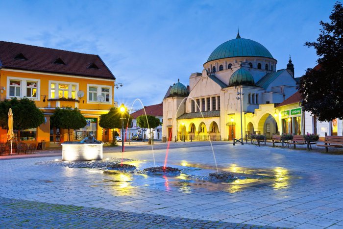 Ilustračný obrázok k článku Pokles cestovného ruchu v Trenčíne a okolí: Pozrite, aká je to finančná strata