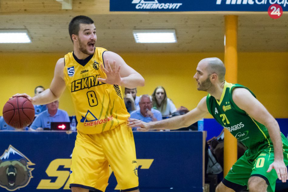 Ilustračný obrázok k článku Dramatický záver basketbalu vo Svite: Zaslúžená výhra Iskry nad Levicami