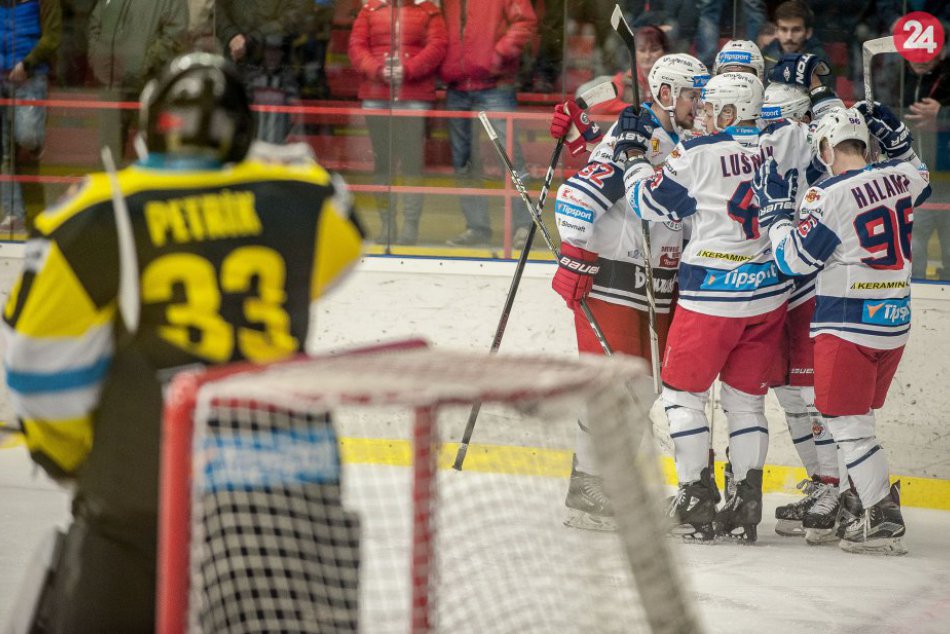 Ilustračný obrázok k článku Napätý duel na zvolenskom ľade. Hokejisti HKM si vybojovali triumf až v predĺžení
