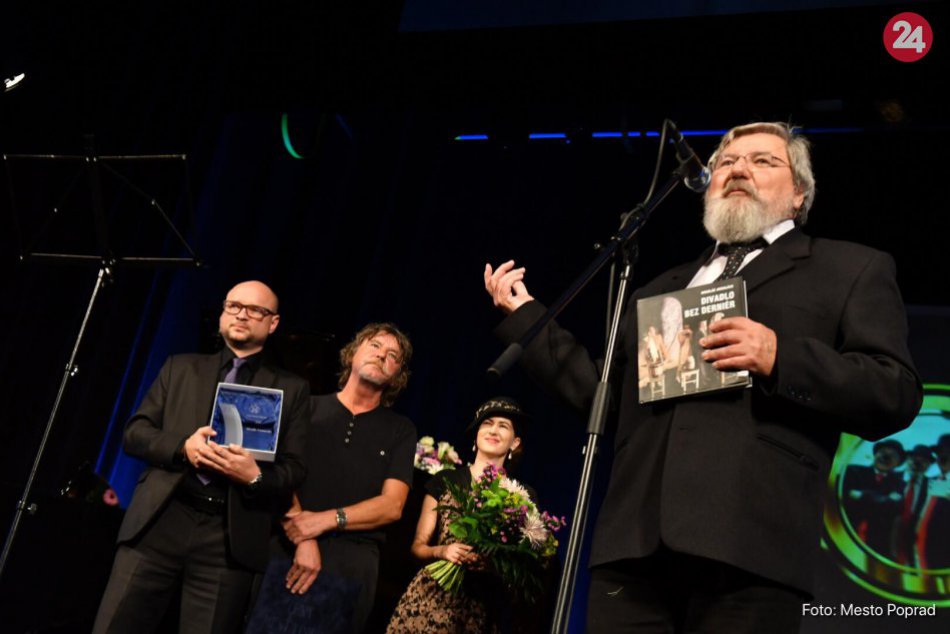 Ilustračný obrázok k článku Slávnostné zasadnutie poslancov MsZ: Mesto Poprad ocenilo významné osobnosti