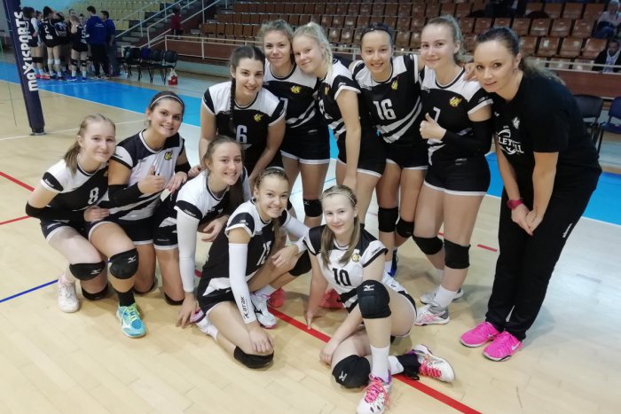 Ilustračný obrázok k článku Mladé novoveské volejbalistky sa predviedli vskutku pekne: Sledujte, ako sa im darilo