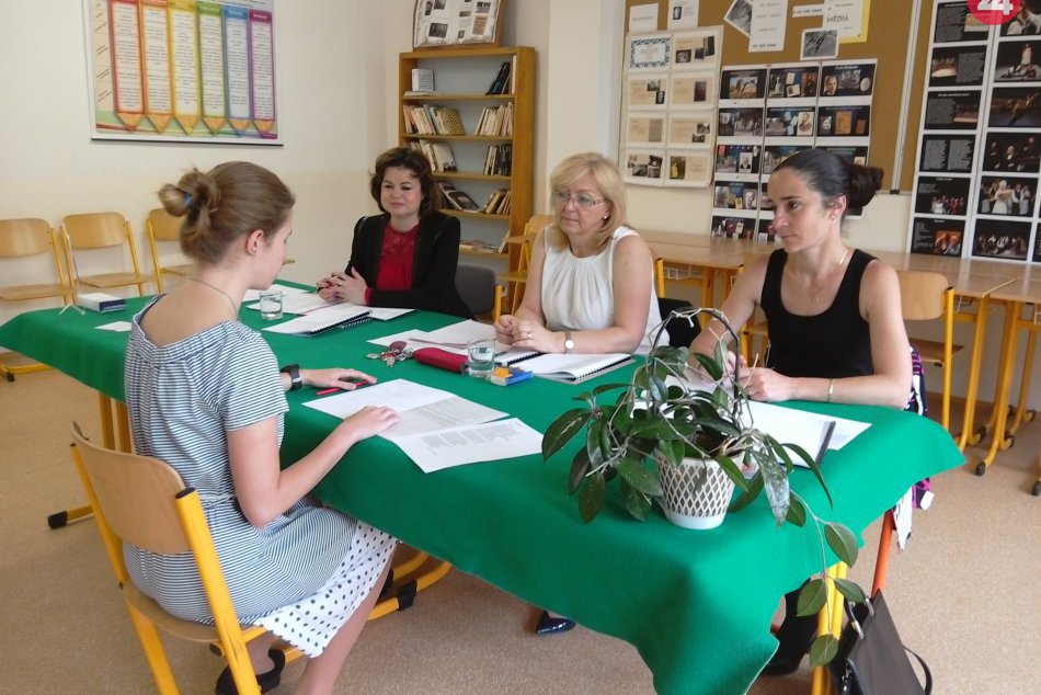 Ilustračný obrázok k článku Gymnázium na Ulici Dominika Tatarku v Poprade má ďalšie skvelé hodnotenie