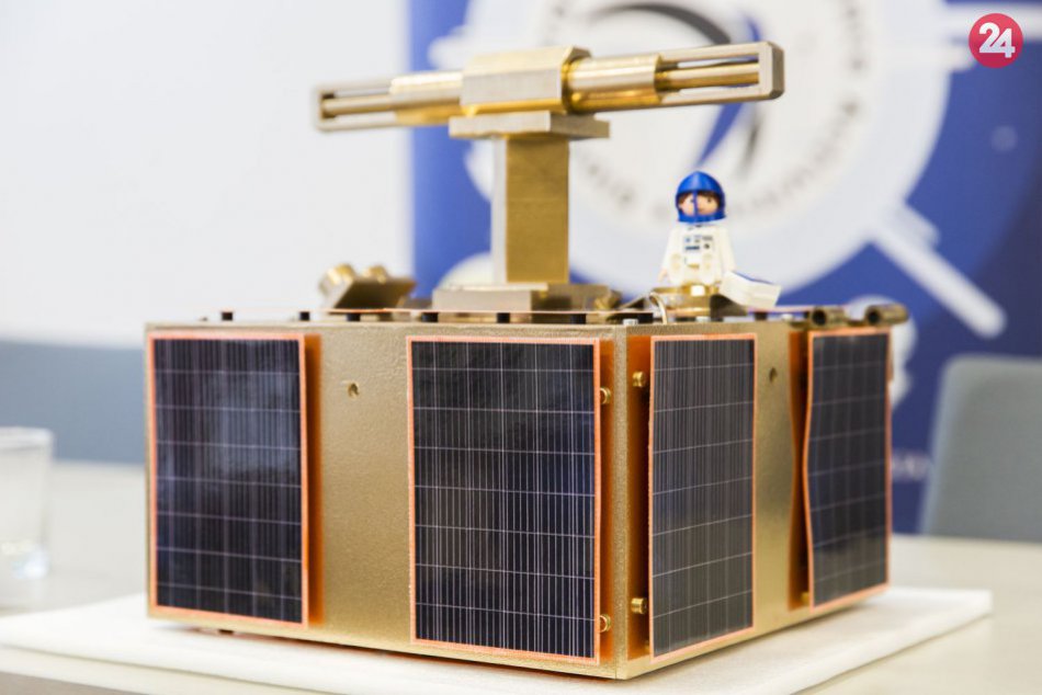 Ilustračný obrázok k článku Pred 40 rokmi letel do kozmu prvý československý satelit: Do stratosféry vypustia jeho maketu