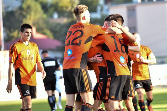 Ilustračný obrázok k článku Perfektný výkon Liptákov: Ruža doma zdolala Trenčín