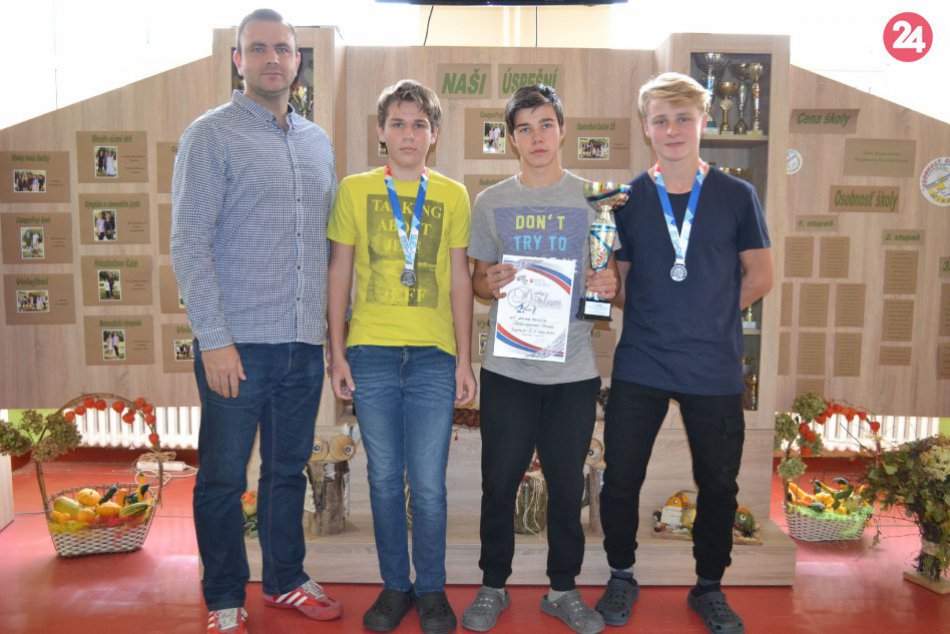 Ilustračný obrázok k článku Mladí Revúčania sa parádne predviedli. Na majstrovstvách Slovenska vybojovali striebro