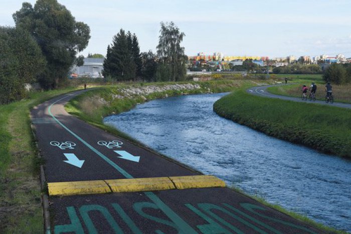 Vizualizacia jednosmerneho cyklochodnika