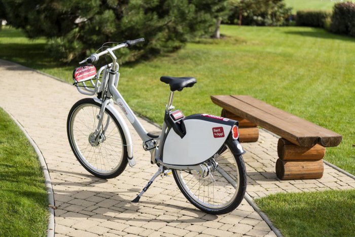 Ilustračný obrázok k článku V žilinských uliciach inštalujú prvé stanice na bikesharing: Vieme, kedy sa odveziete