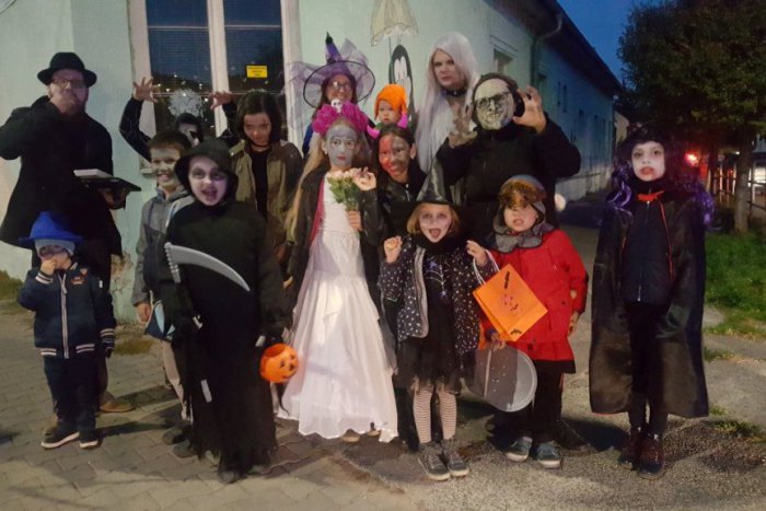Ilustračný obrázok k článku Halloween v uliciach mesta: Aj Hlohovcom pochodovali mátohy