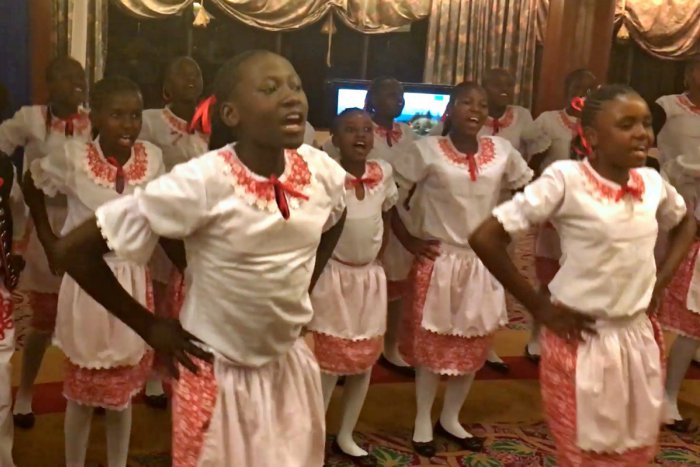 Ilustračný obrázok k článku VIDEO: V Keni si pripomenuli vznik ČSR, z tohto vystúpenia vám padne sánka