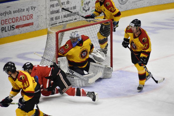 Ilustračný obrázok k článku Hokejisti úspešní: Víťazstvom v Trnave udržali postavenie v prvej trojke
