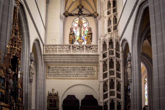 Ilustračný obrázok k článku Tipy na víkend: Poďte sa báť do Planetária alebo objavovať oltáre v Dóme sv. Alžbety