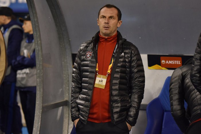 Ilustračný obrázok k článku Látal ľutoval fanúšikov Spartaka: Pre hmlu nič nevideli, VIDEO