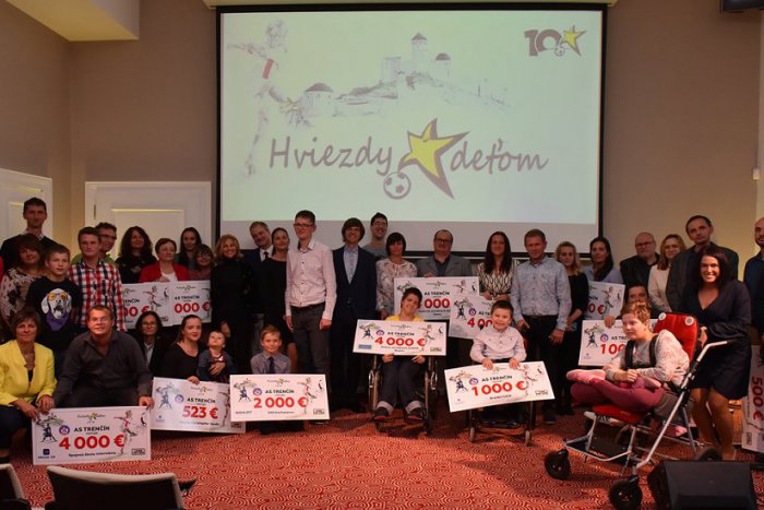 Ilustračný obrázok k článku Hviezdy deťom vyzbierali rekordnú sumu: Medzi koho ju v Trenčíne rozdelili?