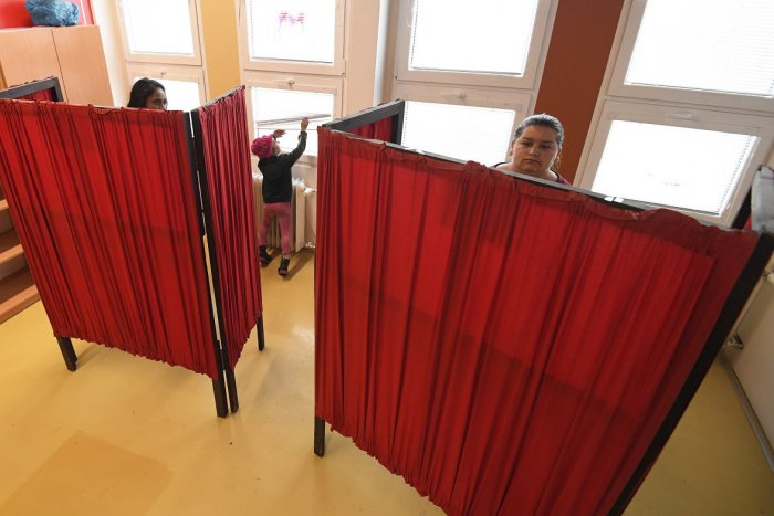 Ilustračný obrázok k článku V Dražovciach prebiehajú voľby pokojne: Väčší záujem prejavili Rómovia