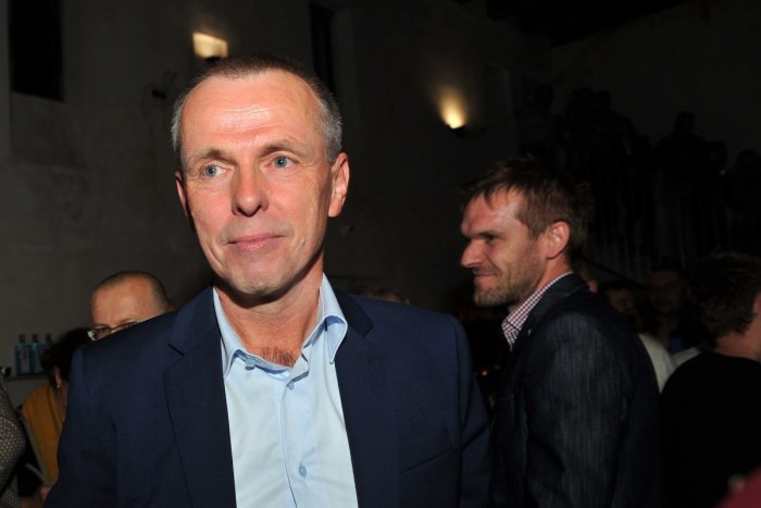 Ilustračný obrázok k článku Primátor Žiliny Peter Fiabáne po roku vo funkcii: Klamal by som, keby som povedal, že je to prechádzka ružovým sadom