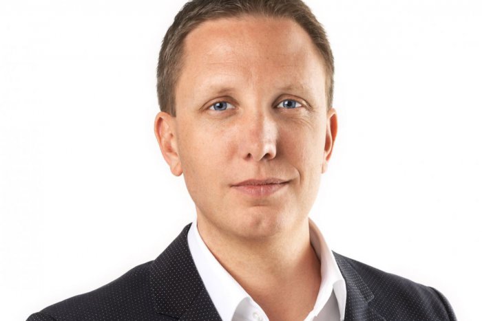 Ilustračný obrázok k článku V komunálnych voľbách získal takmer 3 000 hlasov. Odkaz Turčana Bystričanom