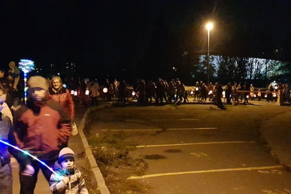 Ilustračný obrázok k článku Na čo sa tešiť cez víkend v Bystrici? Lampiónový sprievod je len jedným z lákadiel