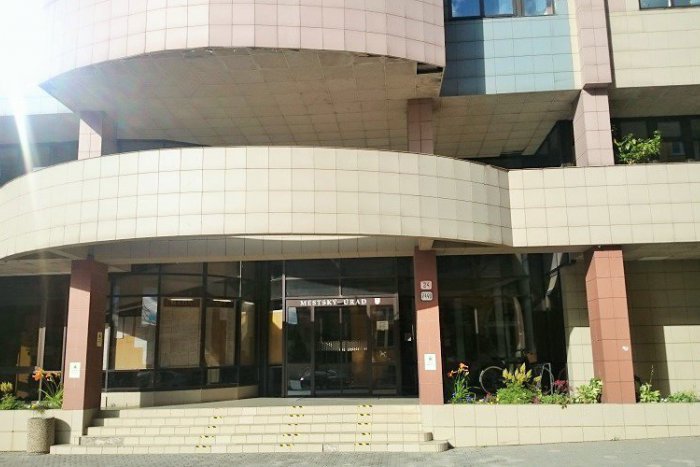 Ilustračný obrázok k článku Prehovorili úspešní poslaneckí kandidáti: Čo prezradili Drutarovský, Čorejová či Feľbaba?