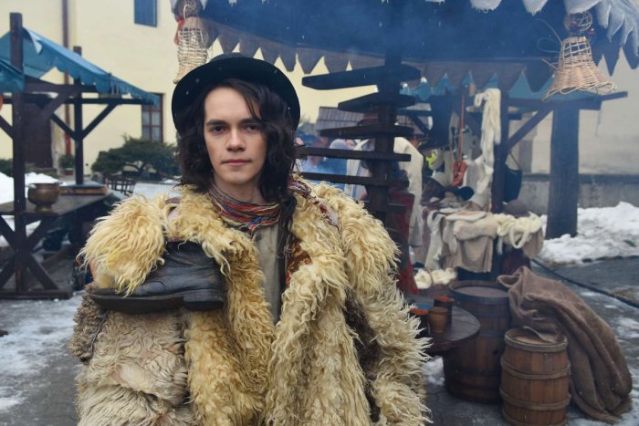 Ilustračný obrázok k článku Jakubiskov štáb v akcii: Oživia pôvodnú Perinbabu, hlavnou postavou mladý youtuber