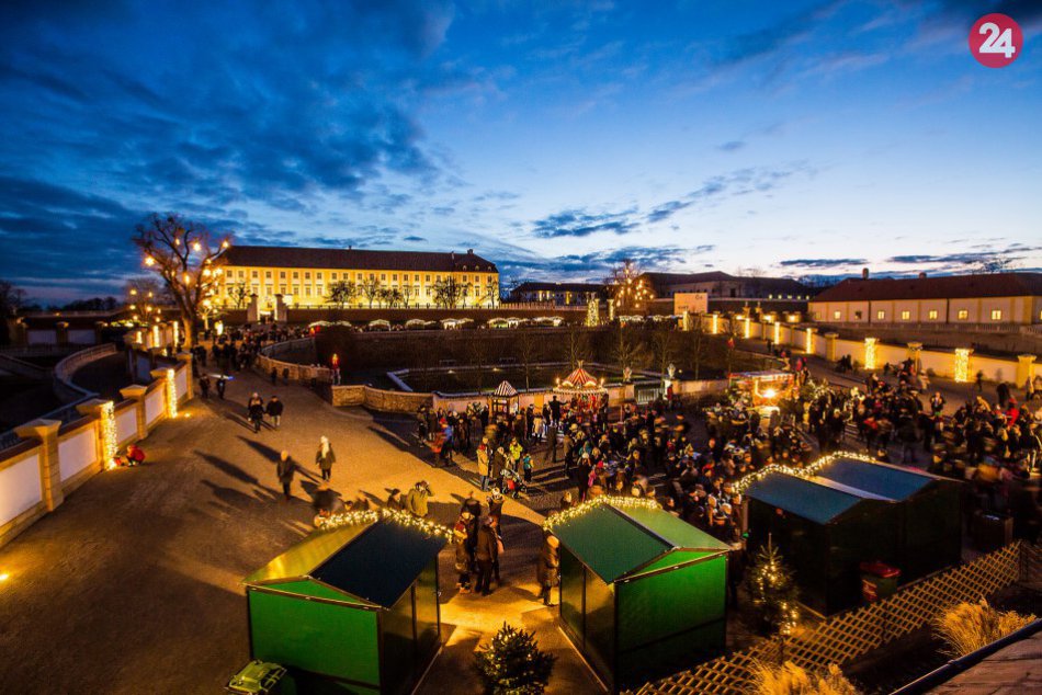 Ilustračný obrázok k článku Schloss Hof sa počas šiestich predvianočných víkendov premení na vianočnú dedinku