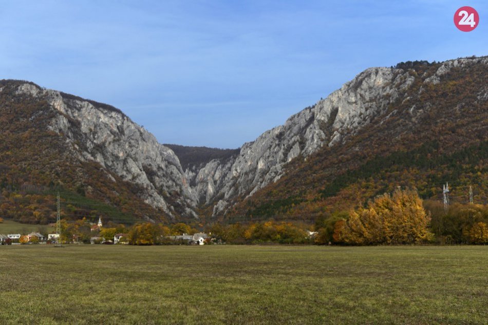 Ilustračný obrázok k článku Turisti v Zádielskej tiesňave boli bez rúšok. Domáci sú vystrašení
