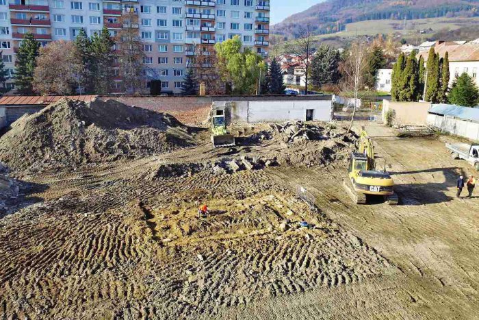 Ilustračný obrázok k článku Známy brezniansky tankodrom už nadobúda nové kontúry