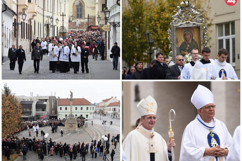 Ilustračný obrázok k článku Sprievod mestom: Trnavská novéna spomínala na návrat Trojičky, VIDEO