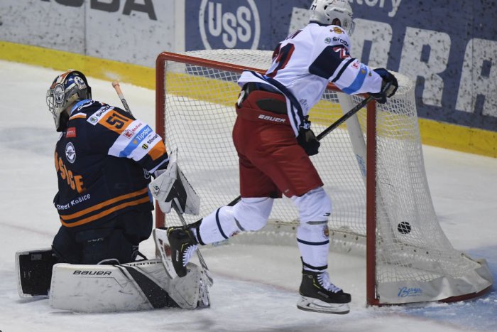 Ilustračný obrázok k článku Víkendové dianie v Tipsport lige: Zvolen rozstrieľal Košice, Budapešť prekvapila Nové Zámky