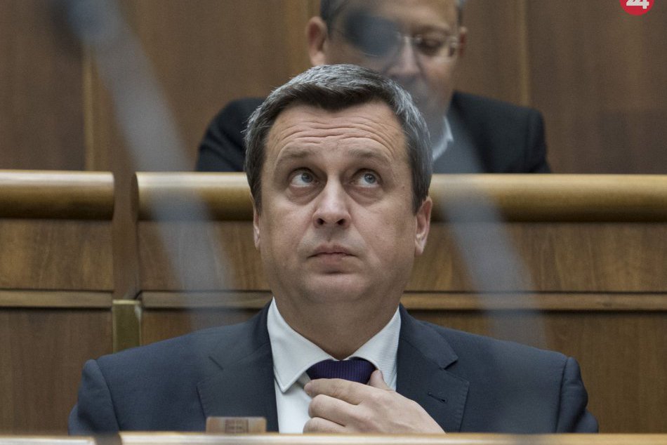 Ilustračný obrázok k článku Opäť sa pokúsia odvolať Danka: Vytýčili termín mimoriadnej schôdze