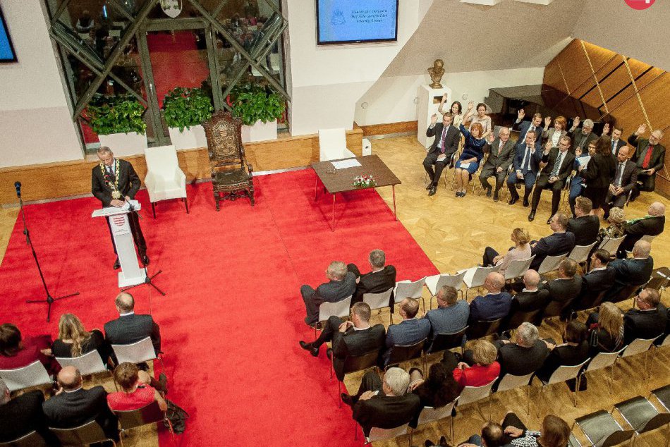 Ilustračný obrázok k článku Poradný orgán primátora čakajú nové voľby. Voliť budú zástupcovia tretieho sektora