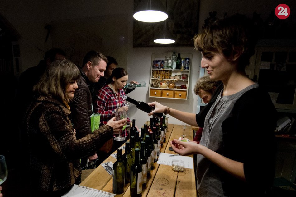 Ilustračný obrázok k článku Na Deň otvorených pivníc 2018 vás odvezie Malokarpatský expres