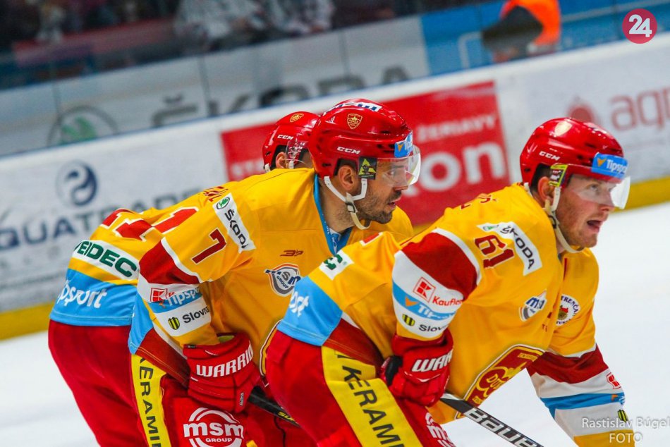 Ilustračný obrázok k článku Dukla Trenčín s ďalším víťazstvom: Maďarský Miškovec porazila s prehľadom