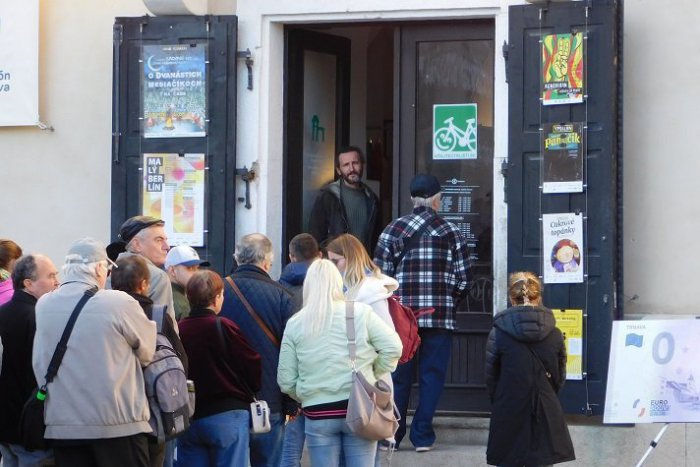 Ilustračný obrázok k článku Trnava oslávi špeciálnu udalosť: Pozrite si limitovanú bankovku s levom, FOTO