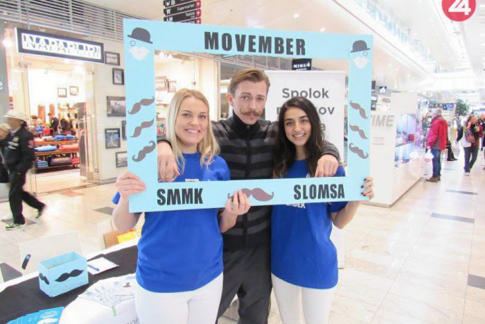 Ilustračný obrázok k článku Košický „Movember“ zaujal množstvo ľudí, informácie a inštruktáž zaujímali aj Filipa Tůmu a Lukáša Adamca