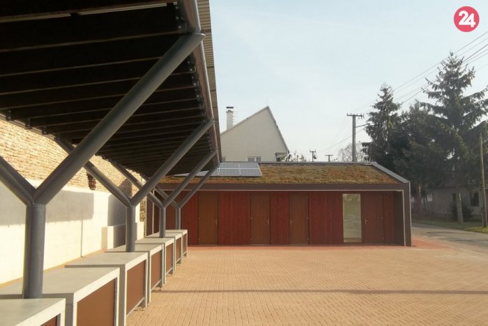 Ilustračný obrázok k článku Močenskú tržnicu po problémoch skolaudovali: Práce zdržal spadnutý múr