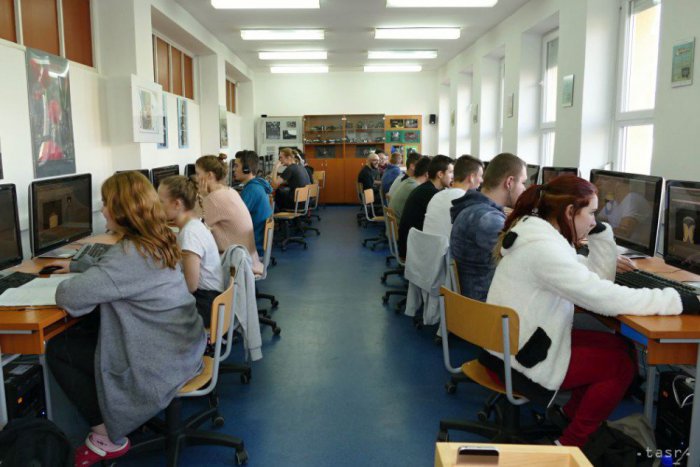 Ilustračný obrázok k článku Župan Trnka: Všetci žiaci, ktorí sa hlásia na stredné školy, budú prijatí