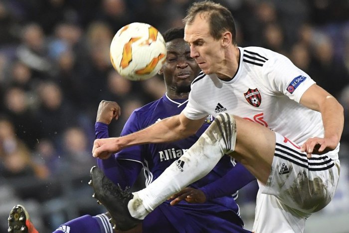 Ilustračný obrázok k článku Látal vychválil Tótha: Defenzívna taktika priniesla Trnave ďalší bod