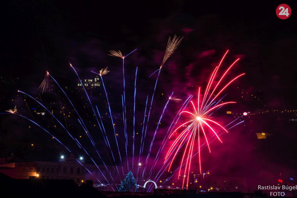 Ilustračný obrázok k článku Úraz pyrotechnikou počas silvestrovskej noci? Pozrite si základy prvej pomoci