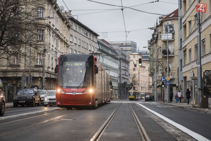 Ilustračný obrázok k článku Bratislavský dopravný podnik zrušil súťaž na opravu trate od Špitálskej po Blumentál, vypíše novú