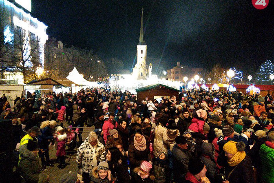 Ilustračný obrázok k článku Karneval, hokej i folklórne vystúpenia: Víkend v Zámkoch oživí pestrý program