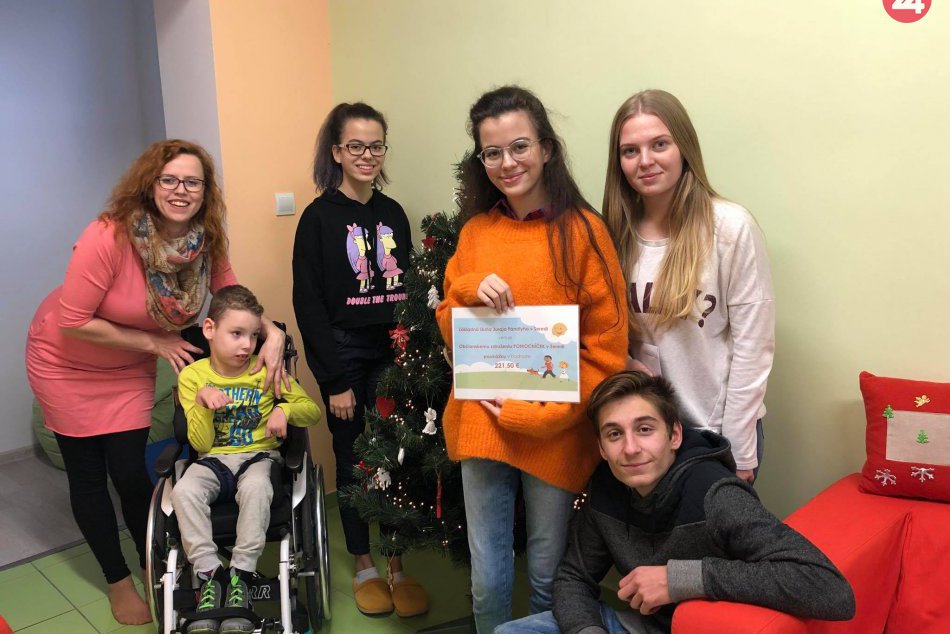 Ilustračný obrázok k článku Krásne gesto seredskej školy a žiakov: Vynieslo ich na nomináciu Detský čin roka 2018