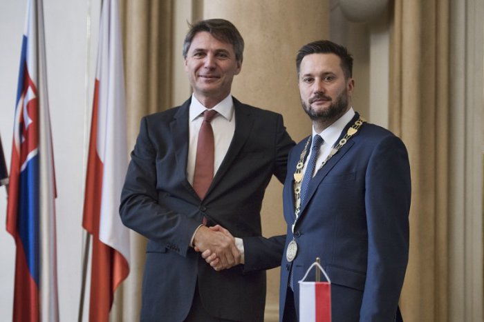Ilustračný obrázok k článku FOTO: Bratislava má nového primátora. Matúš Vallo prevzal vedenie hlavného mesta