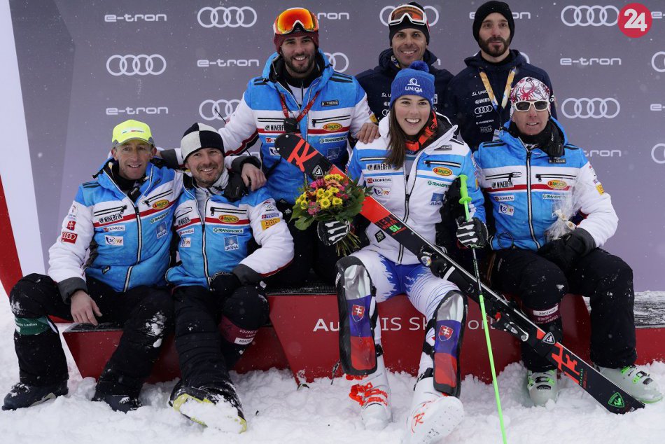 Ilustračný obrázok k článku Petra Vlhová skončila v slalome druhá: Opäť ju zdolala len Shiffrinová