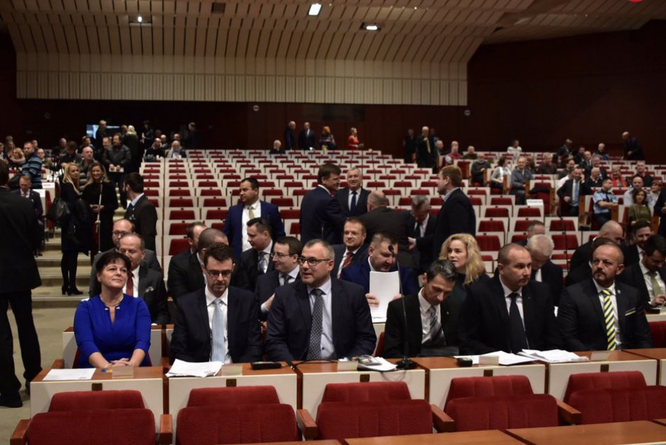 Ilustračný obrázok k článku Novinka na mestskom zastupiteľstve. Občania môžu aktívne vystúpiť a diskutovať