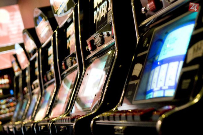 Ilustračný obrázok k článku V Trenčíne platí od stredy do 25. decembra zákaz hazardných hier